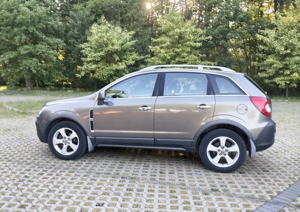 Opel Antara cena 26800 przebieg: 136000, rok produkcji 2007 z Świnoujście małe 407